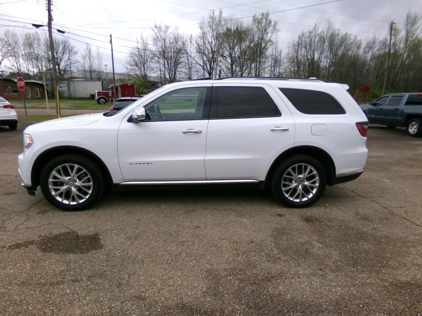 2014 Dodge Durango Citadel AWD (1C4RDJEG9EC) with an 3.6L V6 DOHC 24V engine, 8-Speed Automatic transmission, located at 401 First NE, Bearden, AR, 71720, (870) 687-3414, 33.726528, -92.611519 - Photo#1